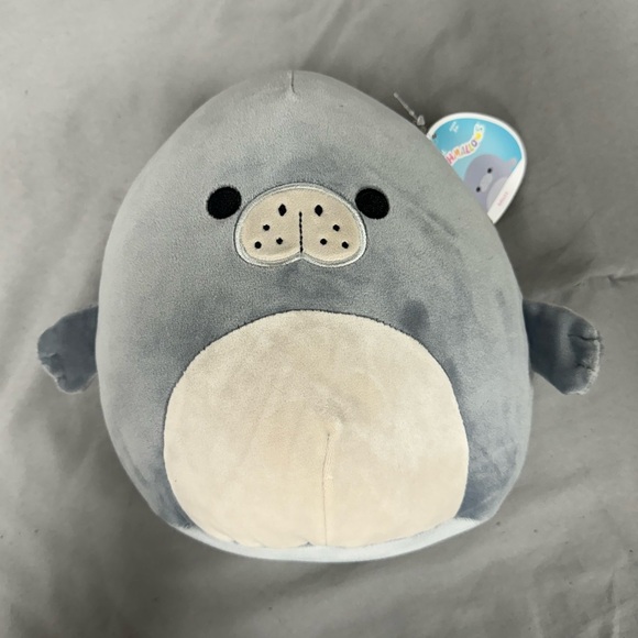 Matt the Manatee 8” Squishmallow - Picture 1 of 3